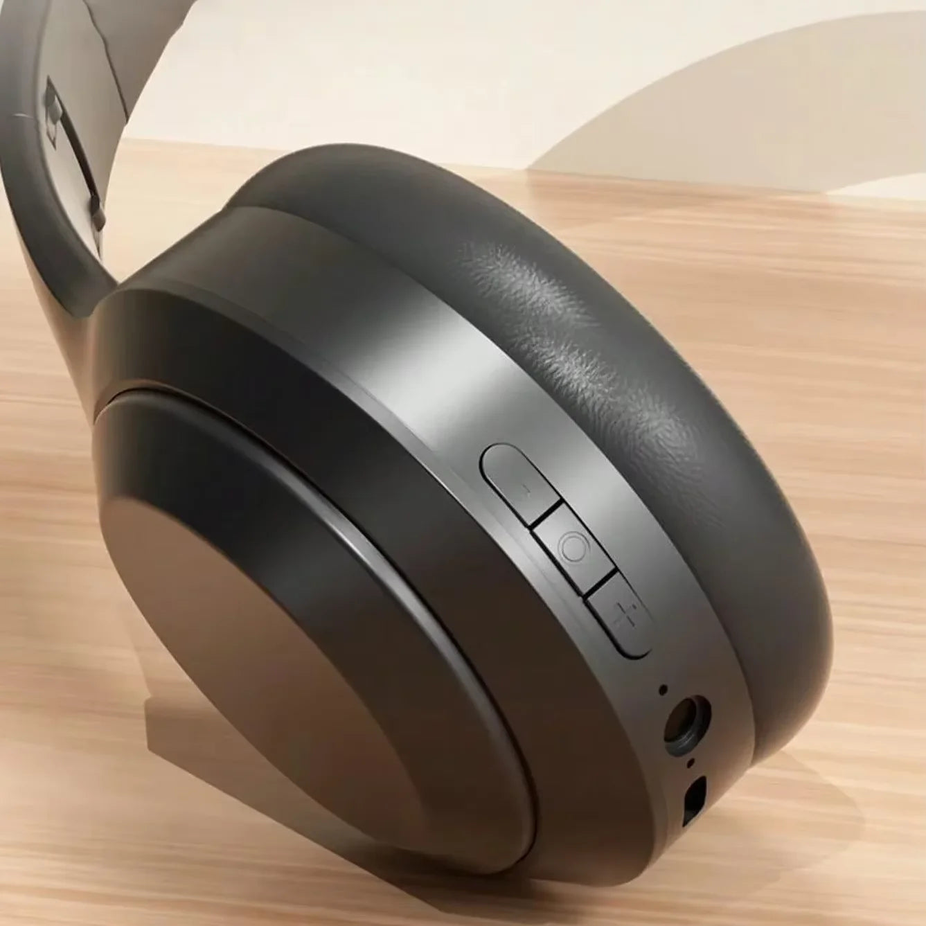 Lenovo Wireless Bluetooth Earphones Over-ear Foldable Computer Wireless Headphones Stereo Sound Gaming Headset Android and iOS